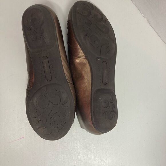 BARE TRAPS, Narizona Style, gold color, 7.5 flats, slip on, leather/man-made - Picture 5 of 15